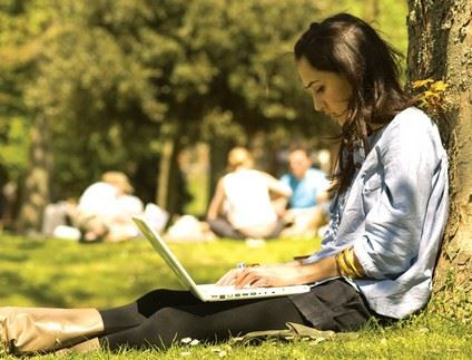 Sinh viên nên dùng laptop thế nào cho hiệu quả? ảnh 1 Sinh viên nên dùng laptop thế nào cho hiệu quả? ảnh 1