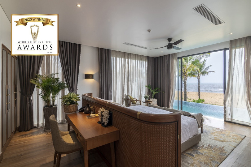 Một góc phòng ngủ hướng biển tại biệt thự nghỉ dưỡng Mövenpick Resort Waverly Phú Quốc Một góc phòng ngủ hướng biển tại biệt thự nghỉ dưỡng Mövenpick Resort Waverly Phú Quốc