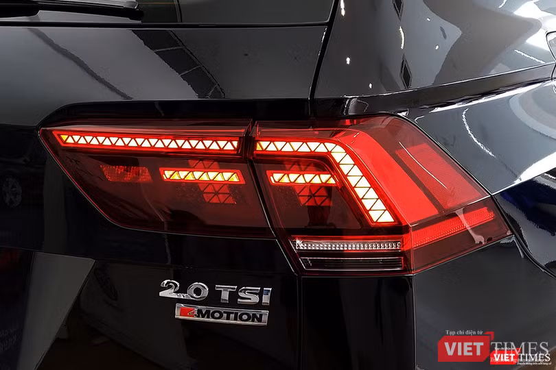 Cận cảnh Volkswagen Tiguan Allspace 2018 vừa xuất hiện tại Hà Nội ảnh 5