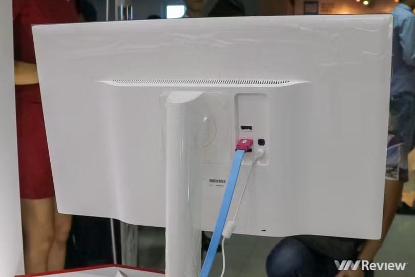 Cận cảnh dòng màn hình cho dân thiết kế, chuẩn màu sắc của LG tại Việt Nam ảnh 8