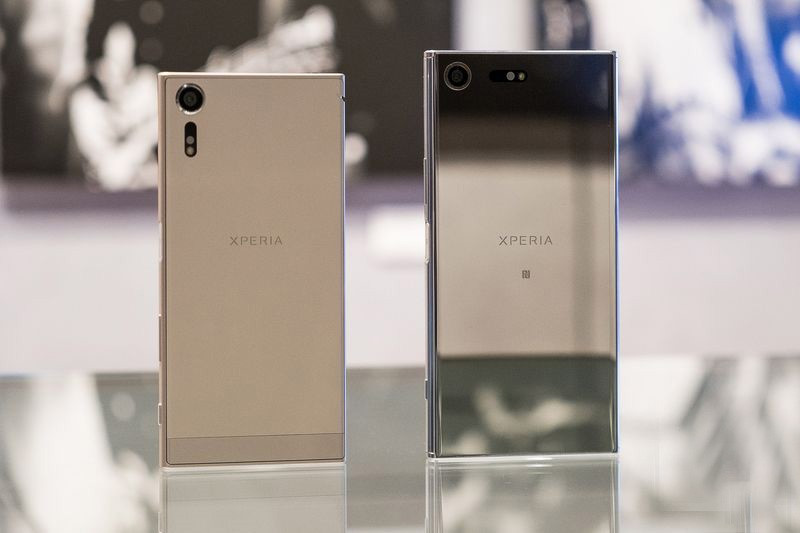Cận cảnh Xperia mới: Sự bảo thủ của Sony ảnh 4