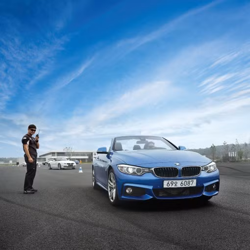 Các mẫu xe BMW M huyền thoại đang chờ đón tay lái Việt Nam.