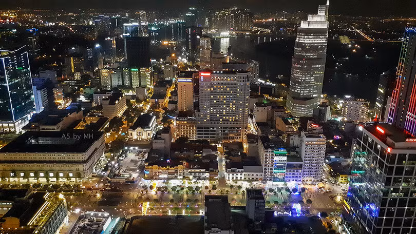 Ảnh trong điều kiện thiếu sáng, đặc biệt là trong màn đêm của Galaxy A có độ tương phản cao, đồng thời không bị nhiễu hạt nhiều. - Ảnh: Minh Hoà