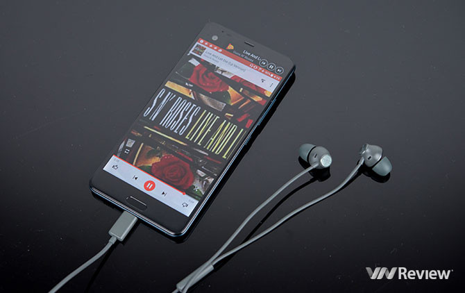 Tại sao loại bỏ giắc cắm tai nghe là một ý tưởng tốt? ảnh 4 Tại sao loại bỏ giắc cắm tai nghe là một ý tưởng tốt? ảnh 4