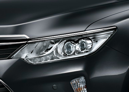 Toyota tiếp tục duy trì 3 phiên bản ở mẫu Camry 2017 vừa ra mắt ảnh 1