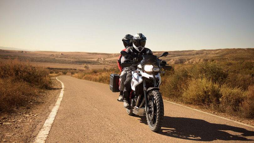 Giá bán loạt xe của BMW Motorrad bất ngờ giảm tới 200 triệu ảnh 4