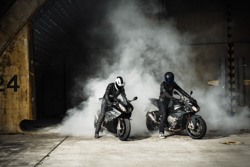 Giá bán loạt xe của BMW Motorrad bất ngờ giảm tới 200 triệu ảnh 1