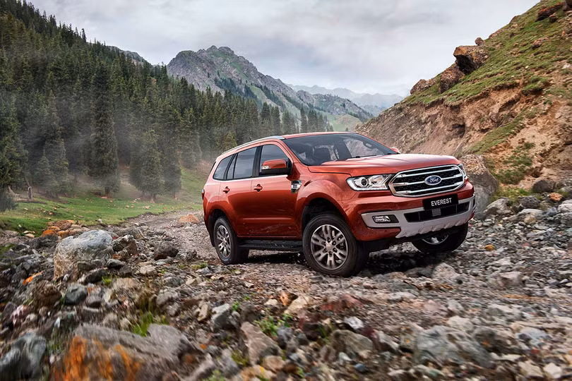 Ford Everest 2019 sẽ có động cơ TwinTurbo Diesel và hộp số 10 cấp của Ranger Raptor ảnh 1