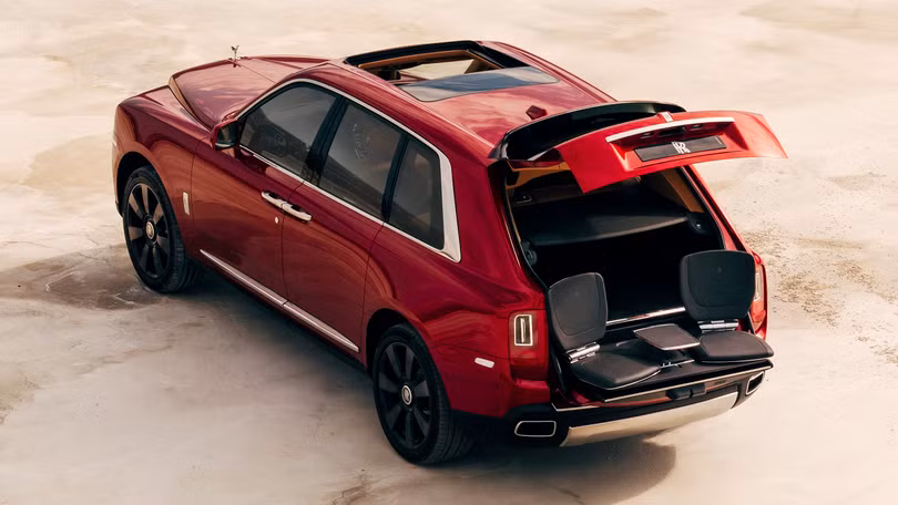 Rolls-Royce Cullinan 2018: Chiếc SUV siêu sang đáng mong đợi của năm 2018 ảnh 4