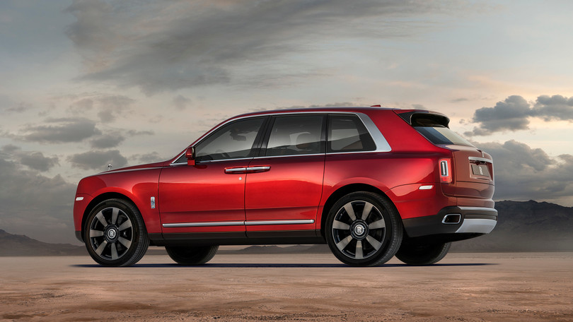 Rolls-Royce Cullinan 2018: Chiếc SUV siêu sang đáng mong đợi của năm 2018 ảnh 1