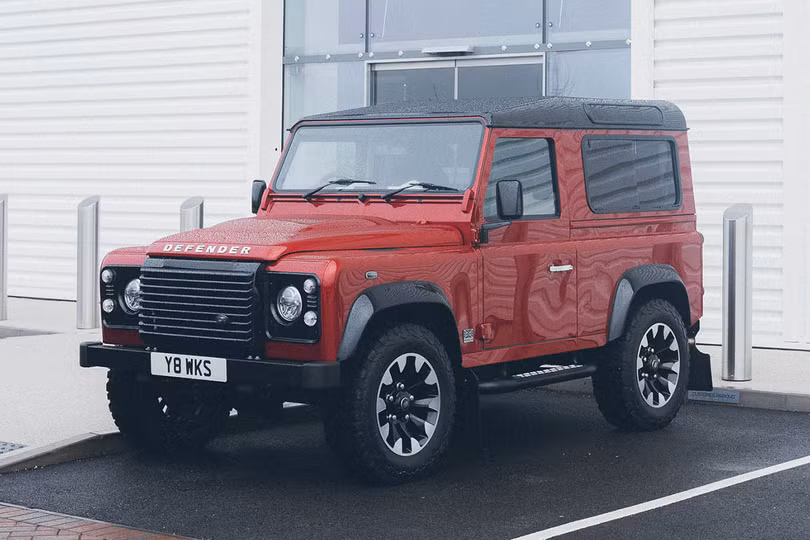 Nhìn lại 70 năm lịch sử của Land Rover qua từng tấm hình ảnh 3