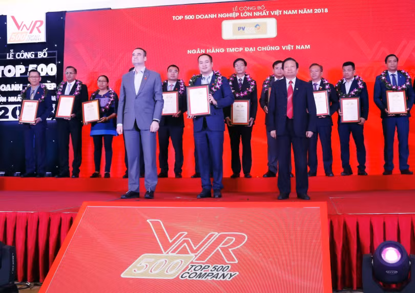 PVcomBank lần thứ 5 liên tiếp lọt Top 500 doanh nghiệp lớn nhất Việt Nam