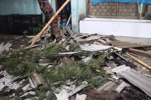 Bão số 4 đổ bộ vào đất liền các tỉnh Hà Tĩnh-Quảng Trị, gió giật mạnh ảnh 1