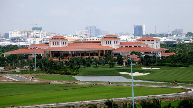 Đây là tòa nhà CLB Golf, nhà hàng A La Cart, trung tâm hội nghị tiệc cưới Him Lam Palace.