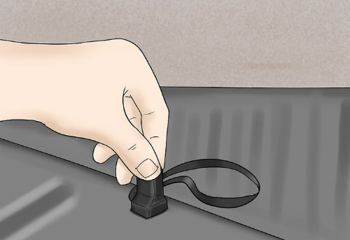 4 cách 'cạy cửa' ôtô trong trường hợp khẩn cấp ảnh 9