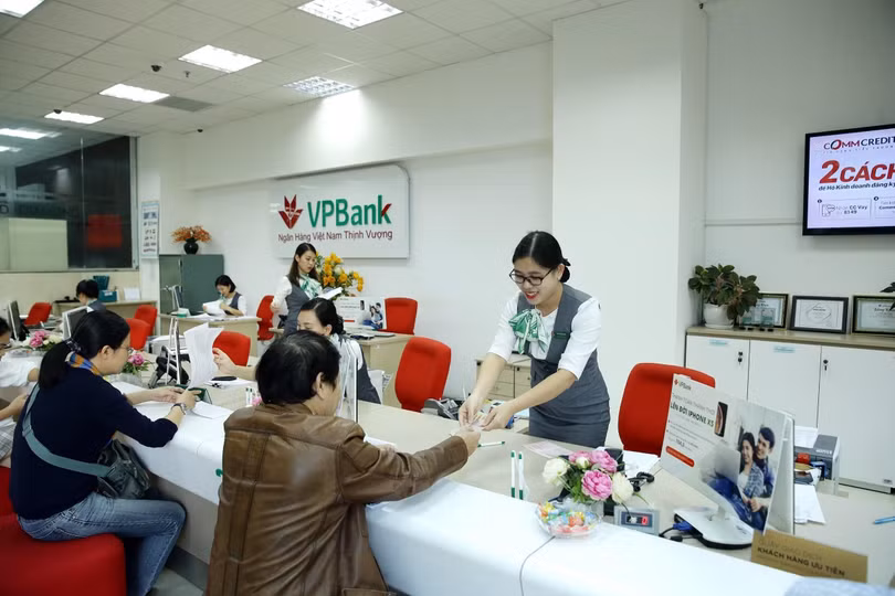 VPBank là một trong 10 ngân hàng được Ngân hàng Nhà nước lựa chọn triển khai thí điểm Basel II từ năm 2014.