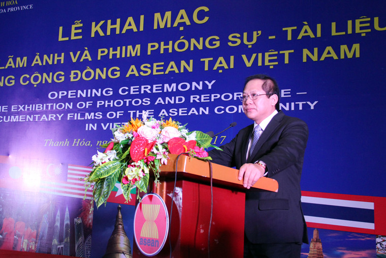 Khai mạc Triển lãm Ảnh và Phim phóng sự - tài liệu trong cộng đồng ASEAN ảnh 1
