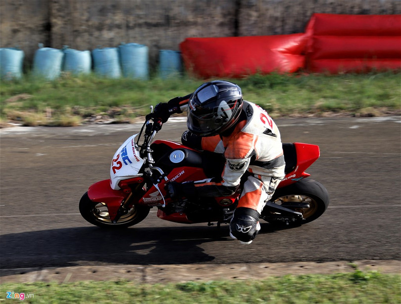 Nghìn người xem đua xe Honda chặng cuối tại Phú Yên ảnh 7 Nghìn người xem đua xe Honda chặng cuối tại Phú Yên ảnh 7