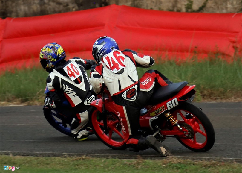 Nghìn người xem đua xe Honda chặng cuối tại Phú Yên ảnh 13 Nghìn người xem đua xe Honda chặng cuối tại Phú Yên ảnh 13