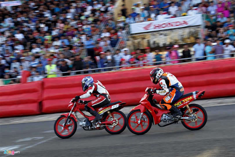 Nghìn người xem đua xe Honda chặng cuối tại Phú Yên ảnh 12 Nghìn người xem đua xe Honda chặng cuối tại Phú Yên ảnh 12