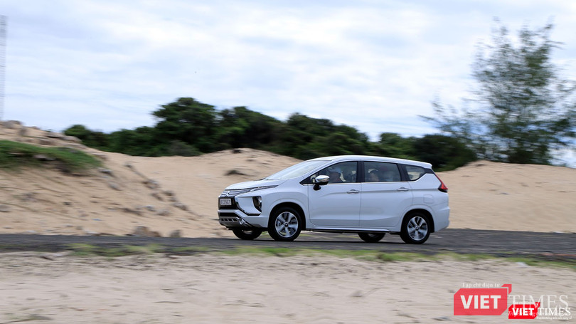 Dù chở đủ 7 người, Mitsubishi Xpander vẫn đủ sức đáp ứng về khả năng vận hành