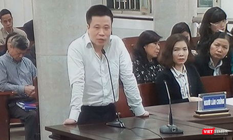 Ông Hà Văn Thắm tại phiên toàn xét xử vụ PVN đầu tư vào OceanBank gây thiệt hại 800 tỷ đồng