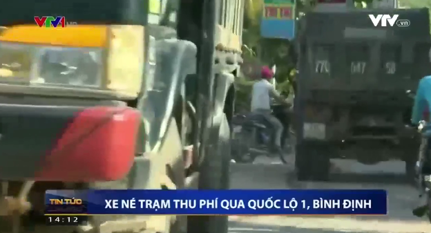 Xe né trạm thu phí BOT Nam Bình Định