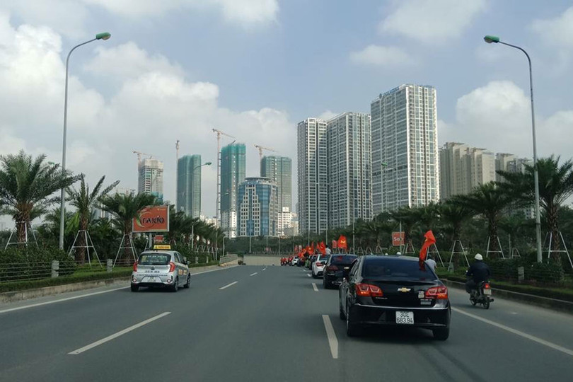 Hàng chục Chervolet Cruze cùng diễu hành truyền lửa cho U23 Việt Nam ảnh 6