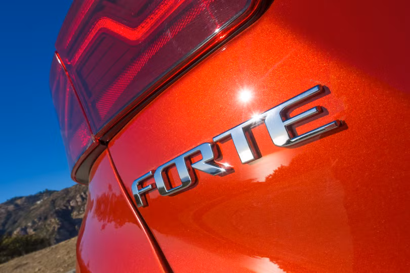 Kia Forte 2019 thế hệ mới chính thức lộ diện tại triển lãm Naias 2018 ảnh 8