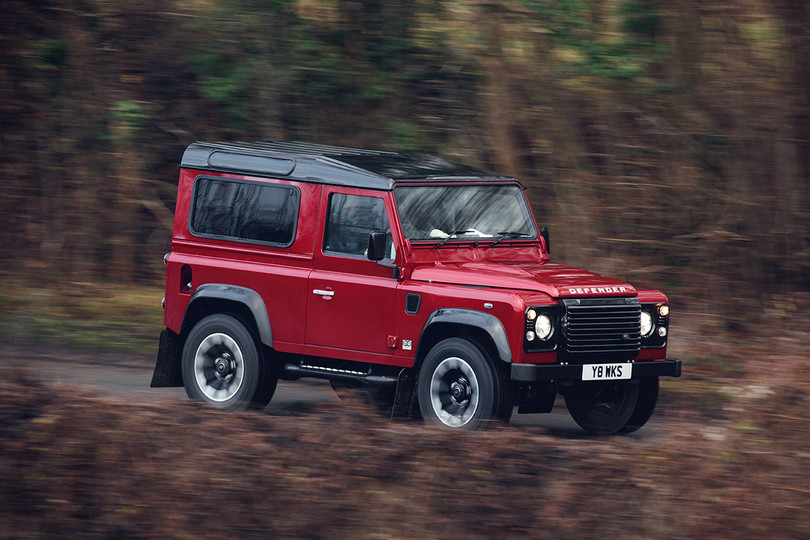Kỷ niệm 70 năm, Land Rover ra mắt Defender Works V8 bản đặc biệt ảnh 6