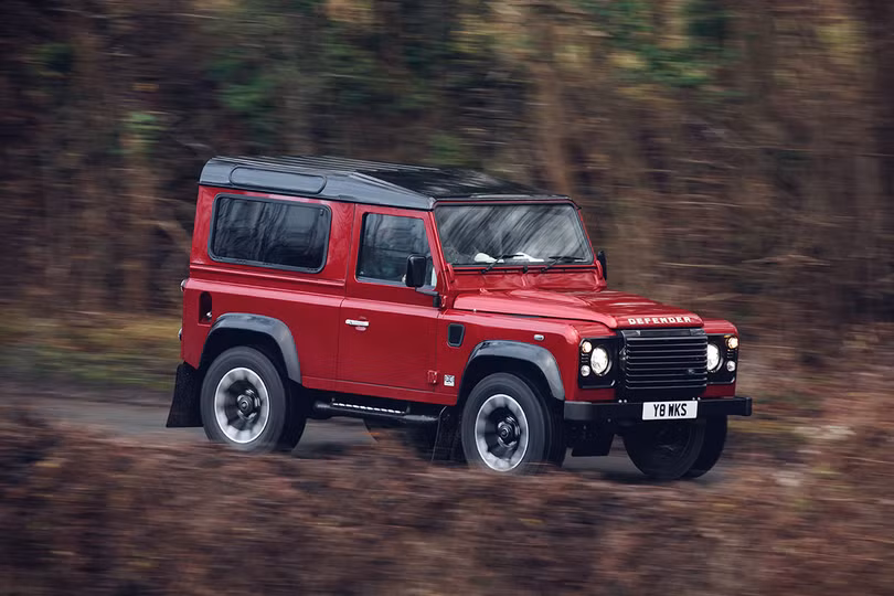 Kỷ niệm 70 năm, Land Rover ra mắt Defender Works V8 bản đặc biệt ảnh 6