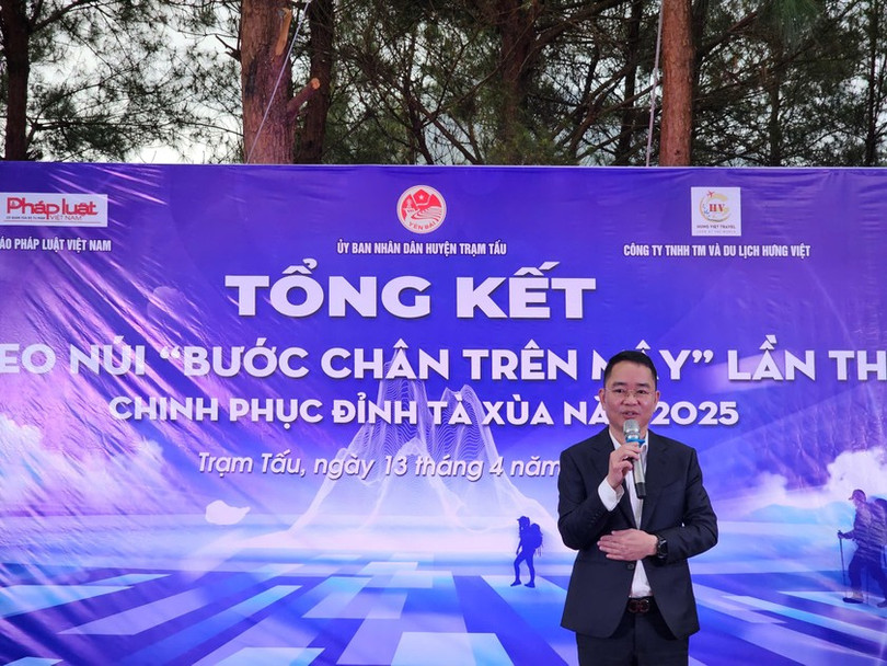 TS Vũ Hoài Nam - Tổng biên tập Báo Pháp luật Việt Nam phát biểu tại sự kiện.