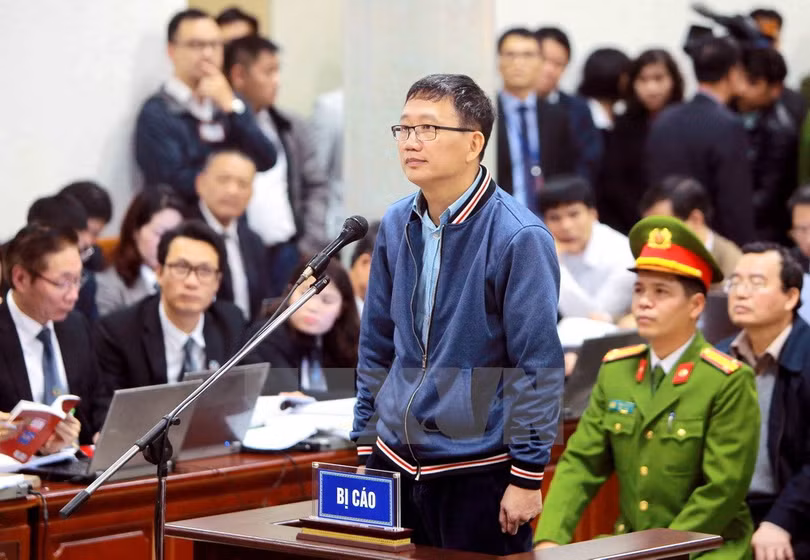 Ông Trịnh Xuân Thanh tại phiên tòa xét xử vụ án Cố ý làm trái quy định của Nhà nước về quản lý kinh tế gây hậu quả nghiêm trọng và Tham ô tài sản xảy ra tại PVC - Ảnh: TTXVN