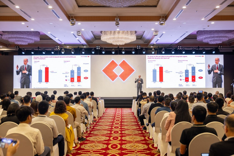 Techcombank đang xem xét tìm đang tìm kiếm cổ đông chiến lược nước ngoài.