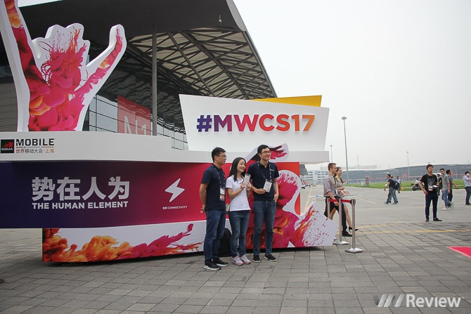 Chủ đề của MWC Shanghai 2017 là The Humant Element (Yếu tố con người) tập trung vào những trải nghiệm của người dùng, tiếp nối nội dung The Next Element của MWC Barcelona diễn ra vào đầu năm nay. 