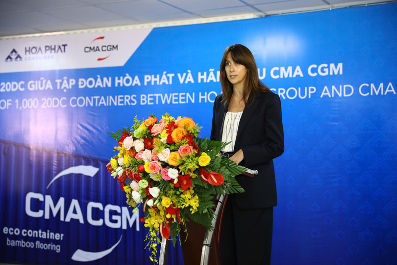 Bà Amelie Humphreys, Tổng Giám đốc CMA CGM Việt Nam phát biểu tại sự kiện