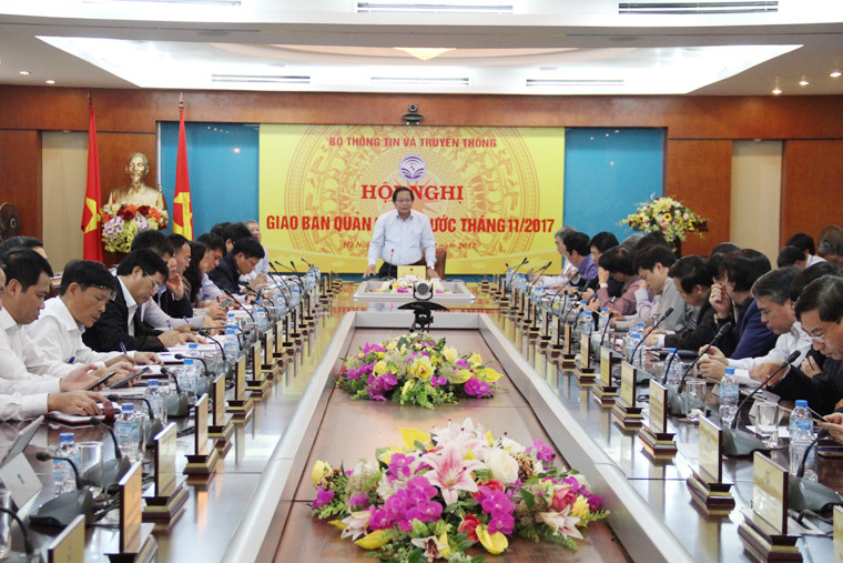 Viettel, MobiFone, VinaPhone đồng loạt báo lãi lớn trong tháng 11/2017 ảnh 1