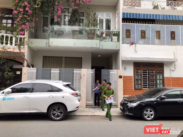 Công an khám xét nhà 2 cựu Chủ tịch TP. Đà Nẵng ảnh 7