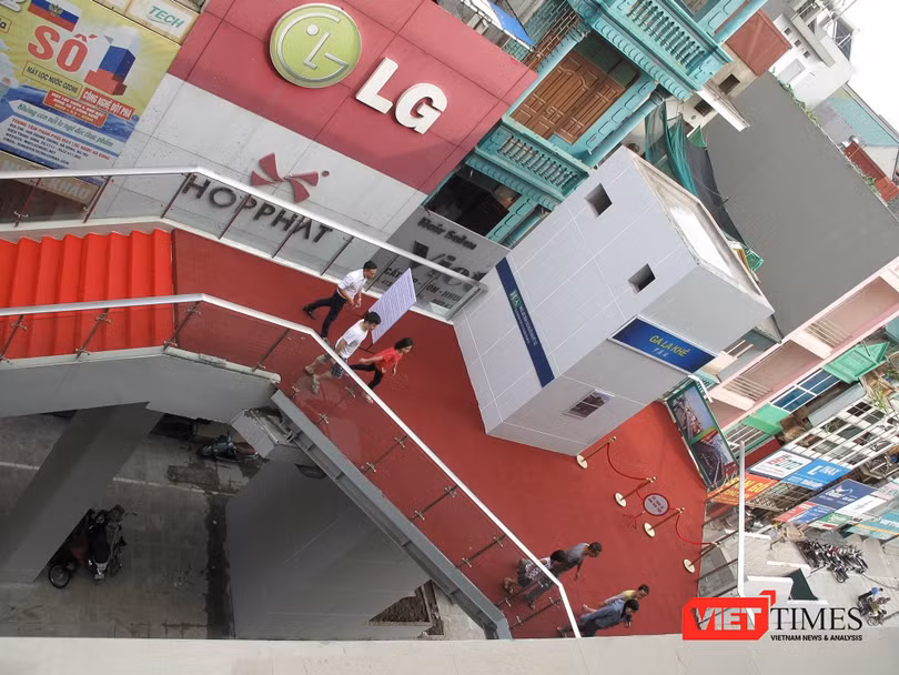 Cận cảnh nhà ga, tàu mẫu đường sắt trên cao Cát Linh - Hà Đông ảnh 18