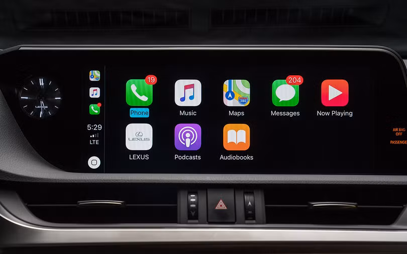 Hệ thống Apple CarPlay đã có mặt trên một dòng xe Lexus và ES 2019 là mẫu xe đầu tiên có được trang bị này.
