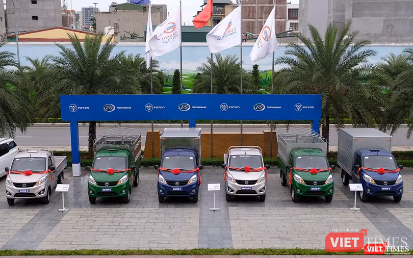 Foton Gratour T3 được phân phối tại Việt Nam dưới hai phiên bản động cơ 1.2L và 1.5L. Foton Gratour T3 được phân phối tại Việt Nam dưới hai phiên bản động cơ 1.2L và 1.5L.