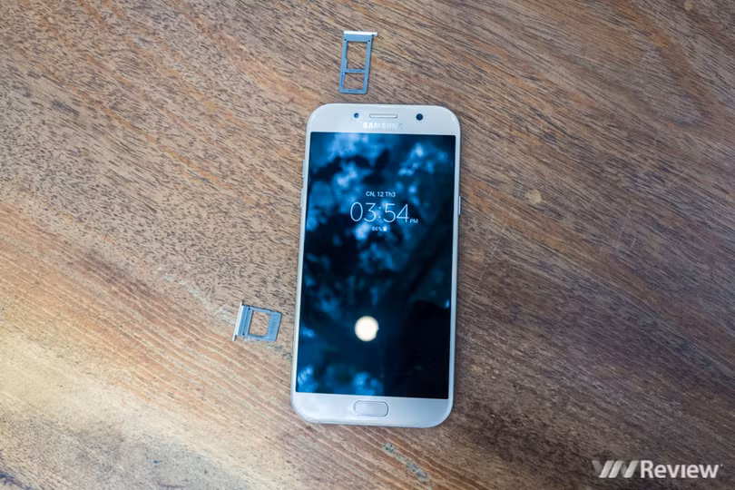 Đánh giá Samsung Galaxy A7 2017: Máy tầm trung giá cao cấp ảnh 5