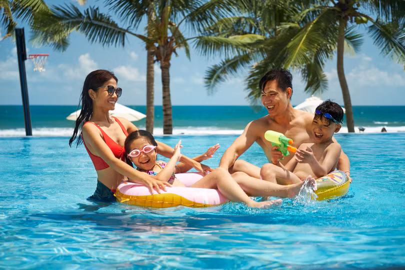 Chỉ các trung tâm thành phố Đà Nẵng khoảng 7km, Bãi biển Bắc Mỹ An Đà Nẵng nổi tiếng với cát trắng mịn, nước rất trong và nhiệt độ không chênh lệch nhiều giữa các mùa trong năm Chỉ các trung tâm thành phố Đà Nẵng khoảng 7km, Bãi biển Bắc Mỹ An Đà Nẵng nổi tiếng với cát trắng mịn, nước rất trong và nhiệt độ không chênh lệch nhiều giữa các mùa trong năm