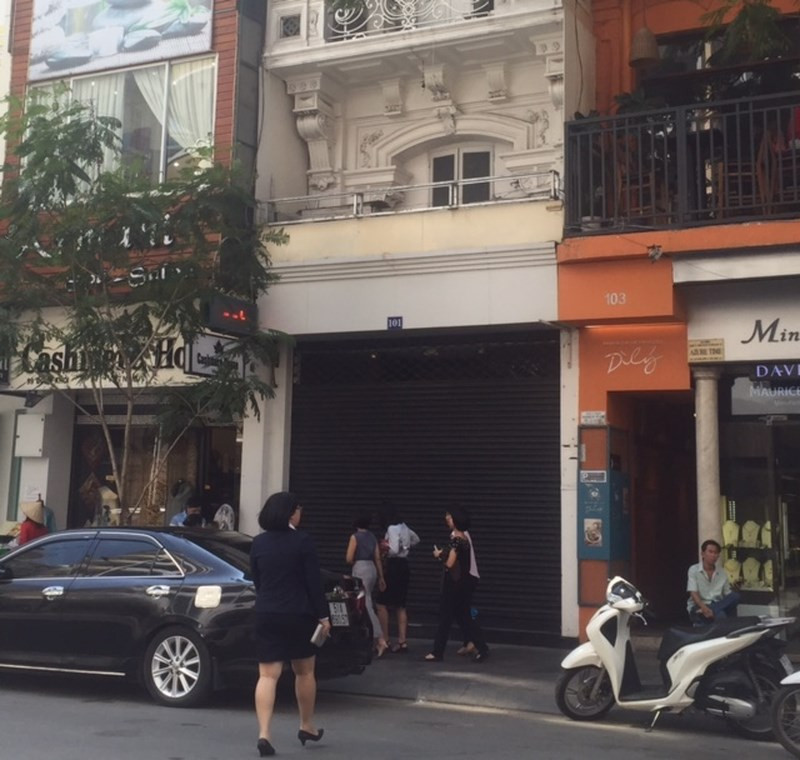 Cửa hàng Khaisilk ở 101 Đồng Khởi, quận 1 đã đóng cửa trước khi có công bố kết luận vi phạm của Bộ Công Thương.