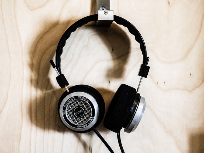 Dòng nhạc mạnh mẽ, cá tính nhất thế giới cũng đòi hỏi những chiếc tai nghe có "chất" riêng.