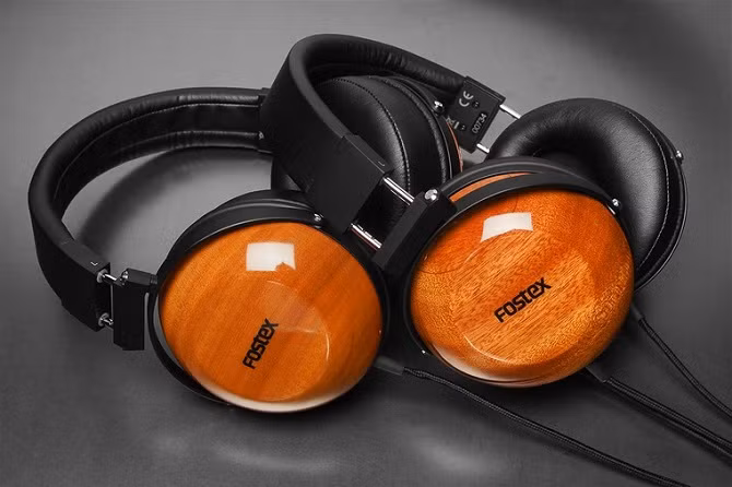 Fostex TH-X00 