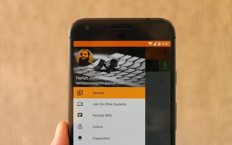 Join: Về chức năng Join khá giống với Pushbullet. Ứng dụng cung cấp các dịch vụ như thông báo, gửi và nhận văn bản, chia sẻ liên kết, tập tin và tài liệu từ điện thoại sang máy tính và ngược lại một cách nhanh chóng. Tuy nhiên, Join cần mức phí khoảng 4,99 USD để mở khóa toàn bộ tính năng.