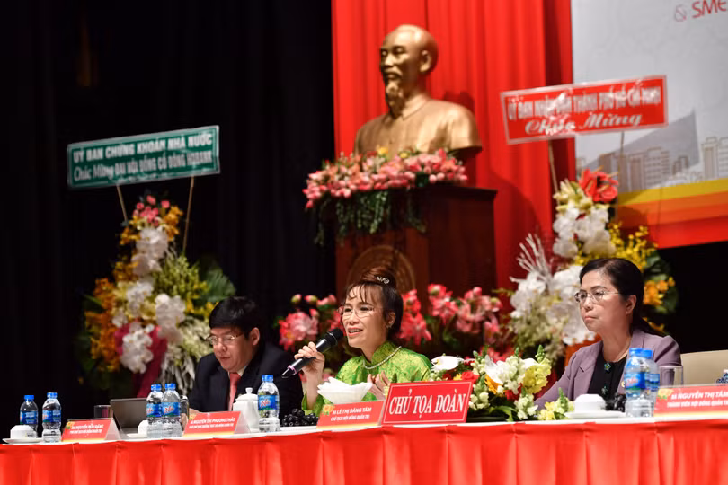 ĐHĐCĐ HDBank 2017 đã thông qua nhiều nội dung quan trọng.