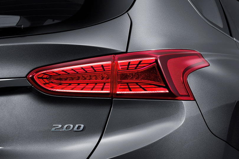 Cận cảnh mẫu Hyundai Santa Fe 2019 vừa chính thức ra mắt ảnh 11