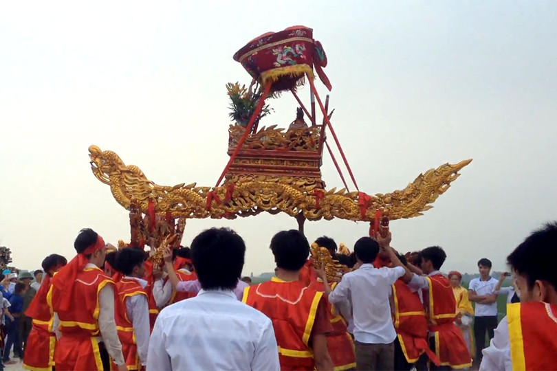 7 lễ hội tâm linh ngay gần Hà Nội không thể bỏ qua trong dịp Tết Nguyên đán ảnh 2